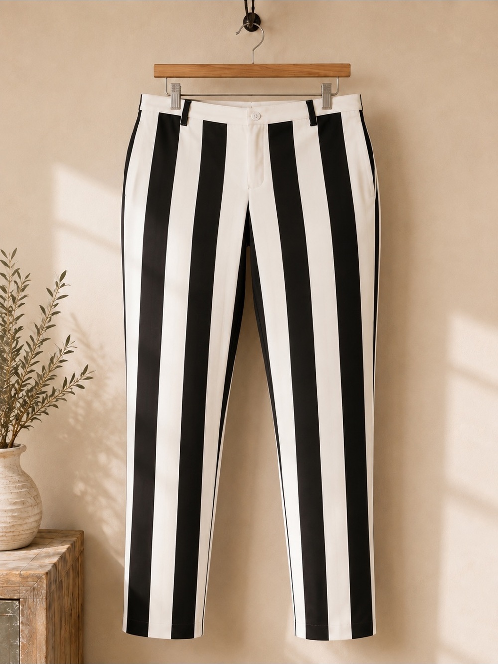Fun Costumes Beetlejuice Women’s Suit Pants Size 20 Black White NWT